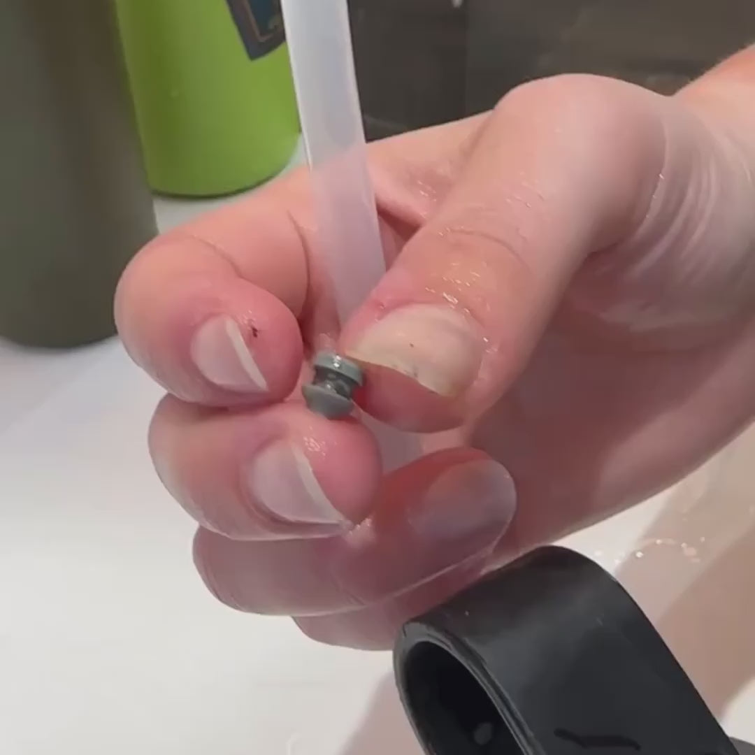 Bottle cleaner